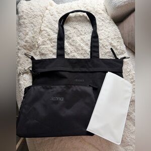 Doona Black Tote with Matching Black Pouch and White Changing Pad